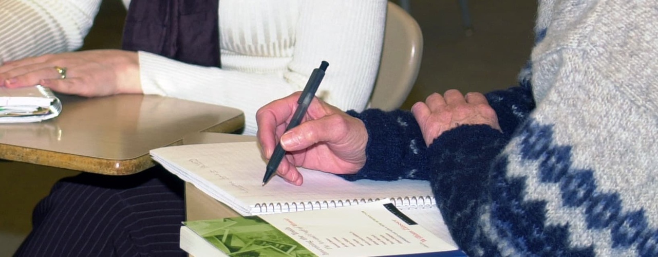 Students using the Writing Center